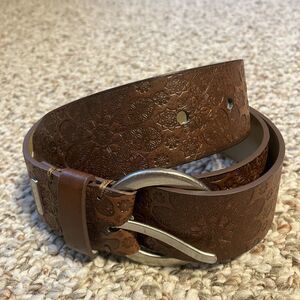 Relic Faux Leather Belt Size L Brown Floral Tooling Boho Western Starry Embossed